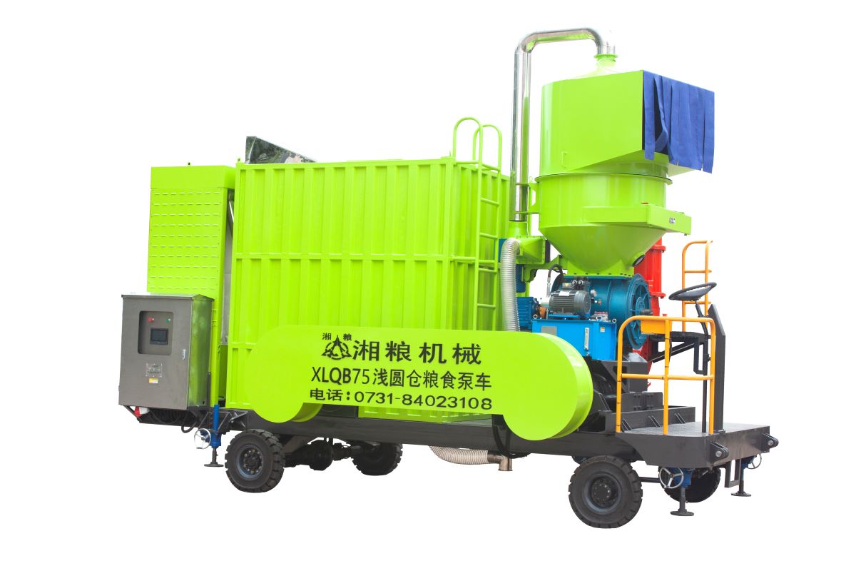 淺圓倉(cāng)型糧食泵車(chē)